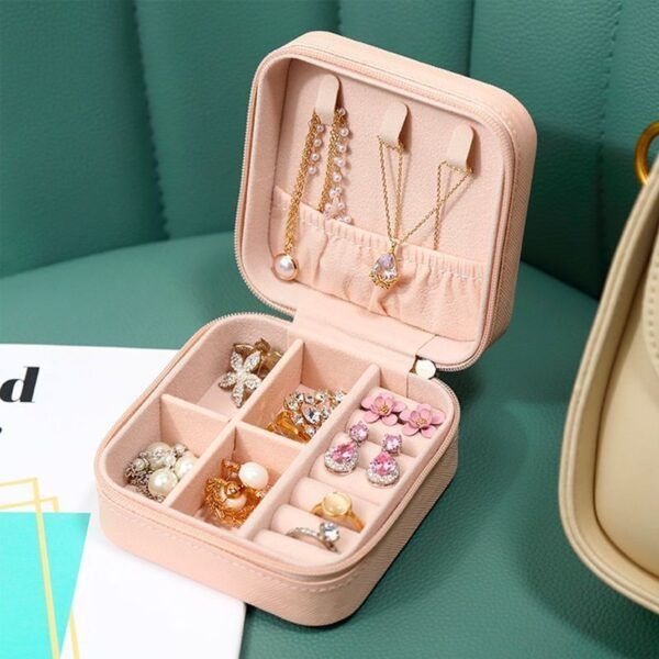 jewelry box_0001_Layer 6.jpg